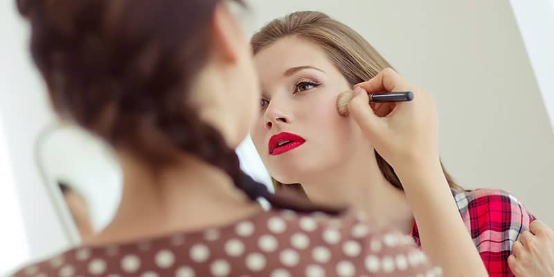 Estudiar el Curso de Maquillaje te permitirá convertirte en un profesional del ámbito de la cosmética y de la belleza