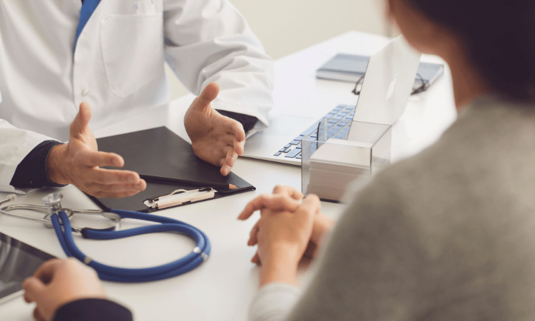 ¿Qué hace un especialista en diabetes y cómo se llama?