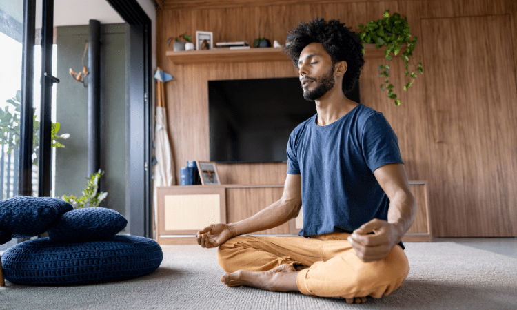 Descubre las principales técnicas de meditación, sus beneficios y cómo elegir la más efectiva para tu bienestar diario.